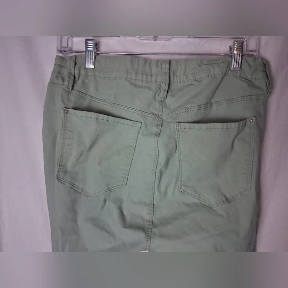 YMI Light Green 1X Women's Pants - Picture 5 of 5